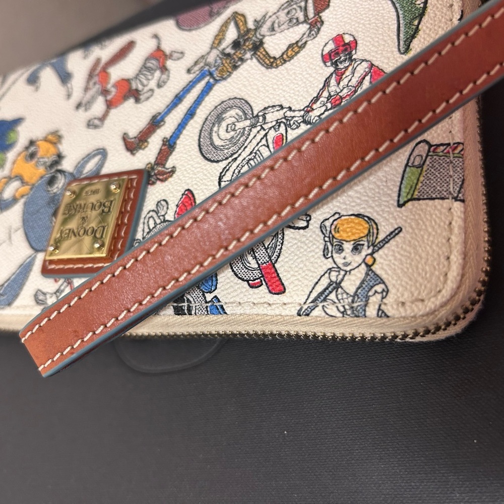 Disney Dooney & Bourke Toy Story 4 Wallet - Picture 14 of 15